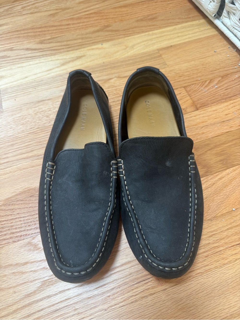 Cole Haan size 10 Men's Loafer Driving Shoes Dark Black